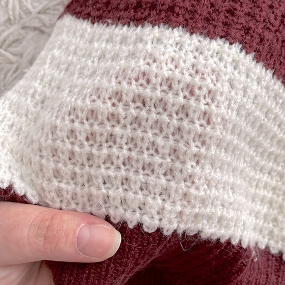 Rue 21 Burgundy and White Striped Hooded Sweater Tunic, size M - Picture 9 of 9